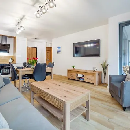 Plac Unii, Sun & Snow Apartman *